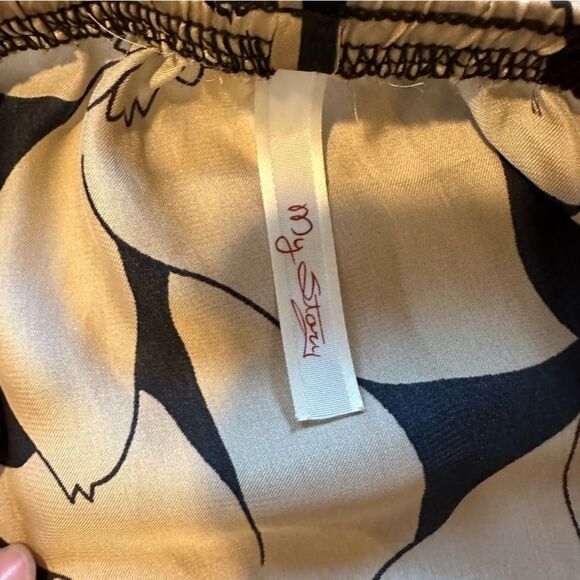 Floral Zip Front Floral Blouse Tank - Picture 6 of 9